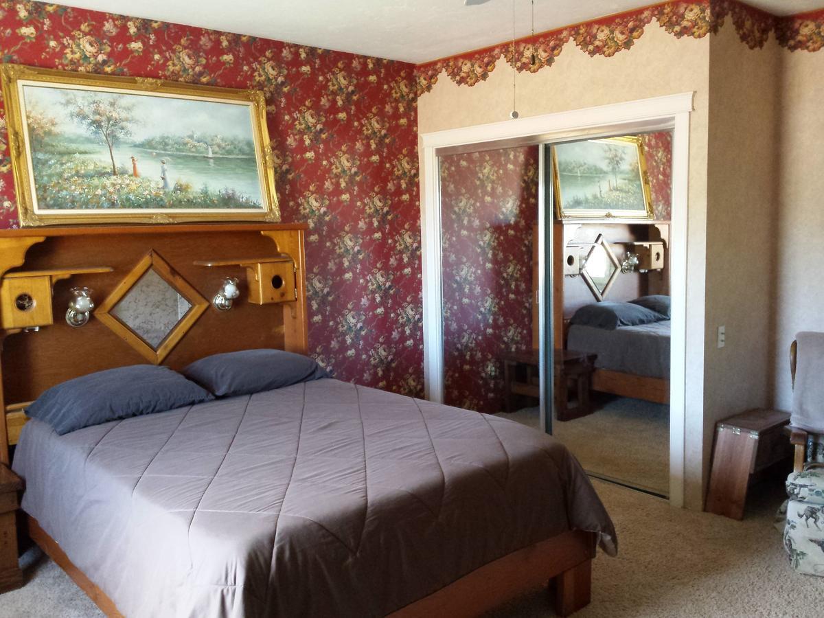 Sunlit Oasis Bed & Breakfast Notom Exterior photo