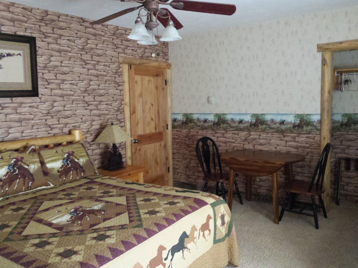 Sunlit Oasis Bed & Breakfast Notom Exterior photo